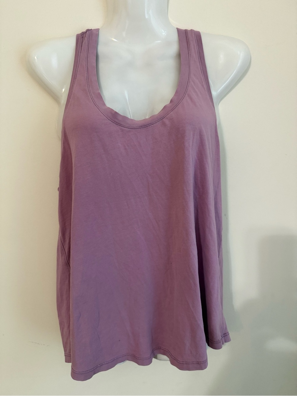 Women's Lavender Lululemon Scoop Neck Tank Top